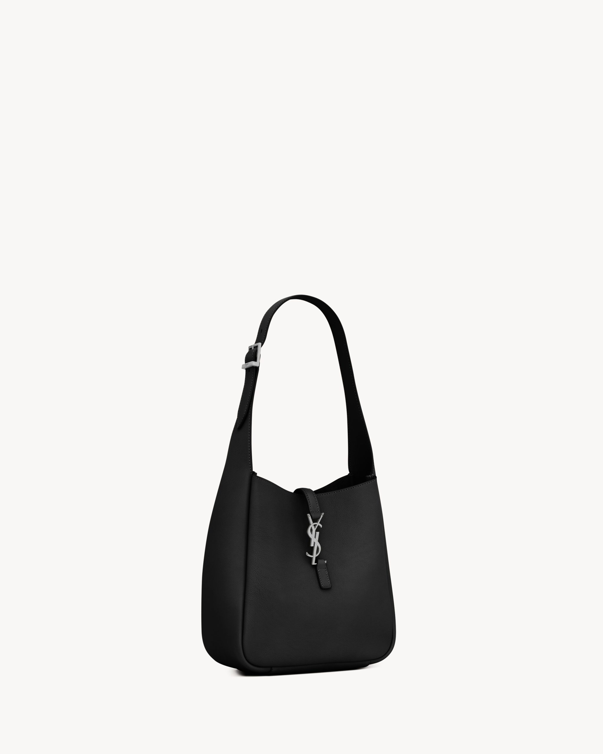 YSL LE 5 À 7 supple SMALL in grained leather - Image 5